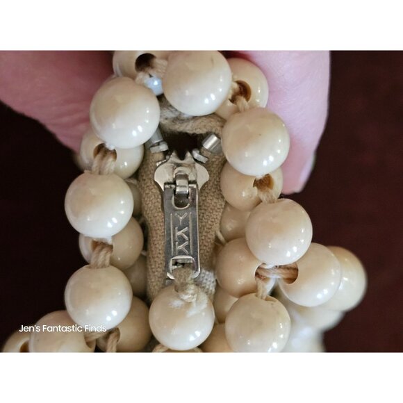 Vintage Handmade Beaded Handbag with Zipper Closure & Interior Pocket - Beige - Picture 2 of 10